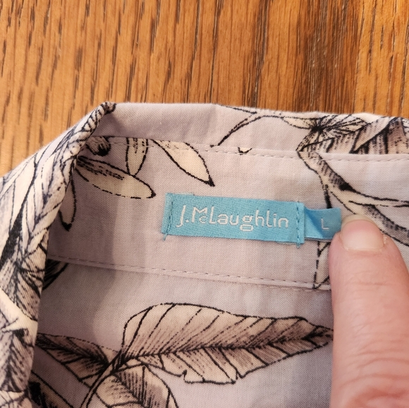 J. McLaughlin 100% Cotton Light Weight Floral Button Down Blue Size Large - Picture 5 of 7